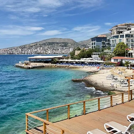 Vitamin Sea View